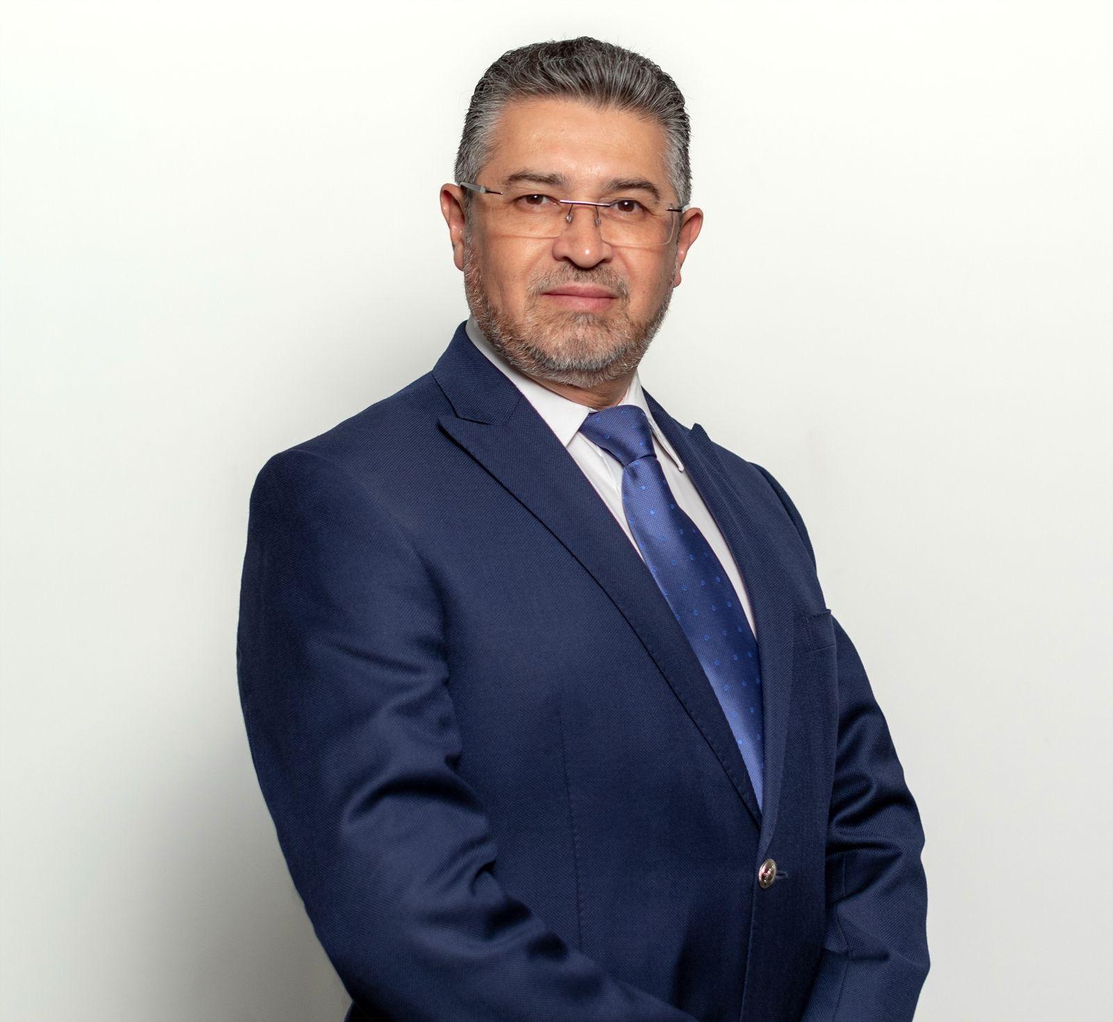 Fotografía del fundador de SAESTYS, mostrando una imagen profesional y cercana.